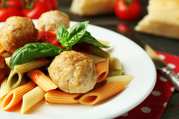 Куриные фрикадельки: Три вкусные идеи