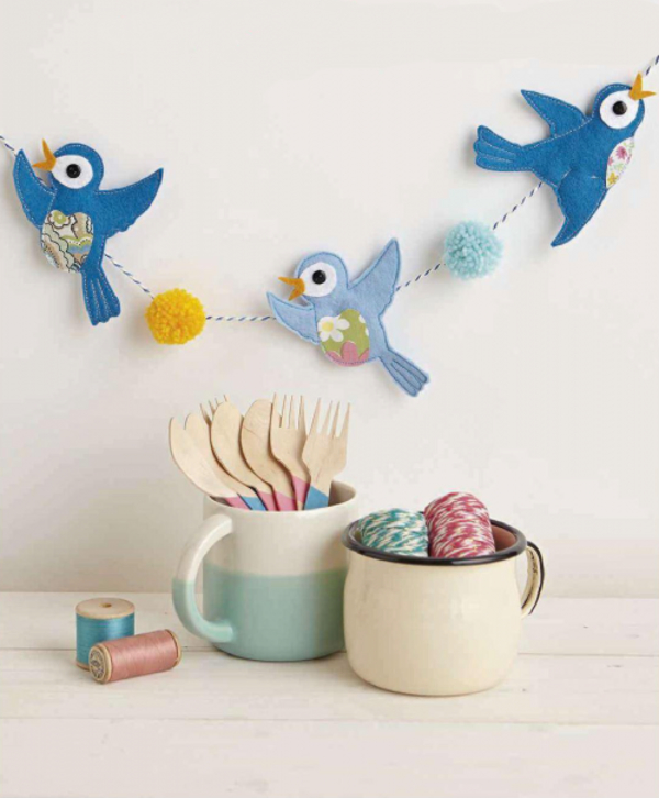 Как сделать нежную гирлянду с фетровыми птичками