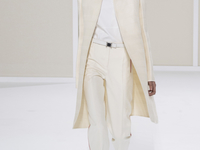 Стиль француженок: Hermès представил коллекцию в Париже