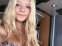 Дочь Пескова заявила, что свадьбы отца и Навки не было