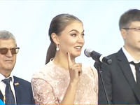 Алина Кабаева показала обручальное кольцо