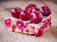 Мамам на заметку: Нежный клафути для маленьких гурманов