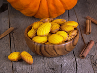 Тыквенные мадленки