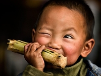 От улыбки хмурый день светлей: ТОП-15 снимков малышей