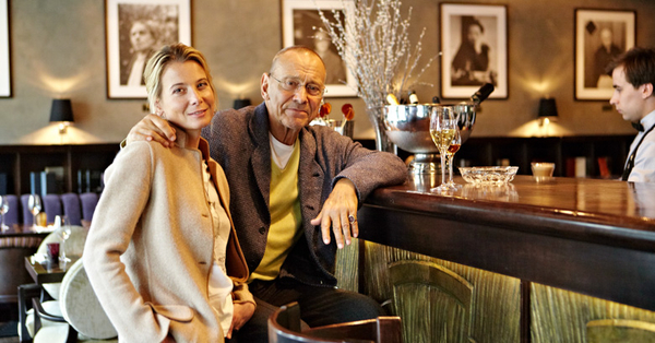 Юлия Высоцкая: Не люблю, когда официант называет меня "красавицей"