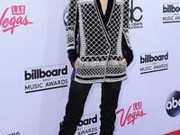 Модная битва: Кендалл Дженнер против Риты Оры