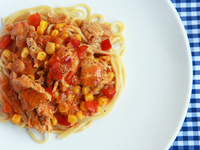 Спагетти с индейкой в томатном соусе