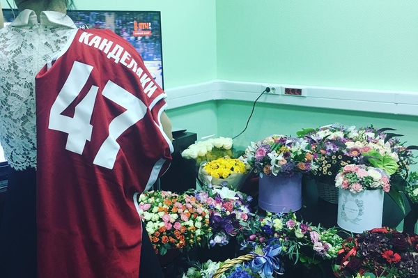 instagram.com/tina_kandelaki