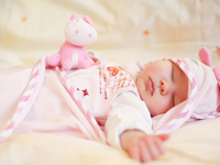 ТОП-5 способов успокоить плачущего ребенка