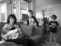 Кормление грудью как оно есть: Снимки без фотошопа