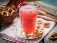 Как приготовить клюквенный морс: Три вкусные идеи