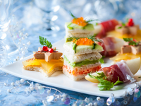 Канапе на Новый год 2016: ТОП-5 рецептов