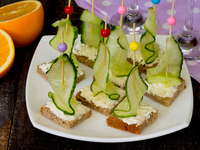 Новогодние блюда: Канапе Елочка