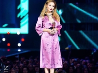 M1 Music Awards: Тина Кароль надела платье от украинского дизайнера