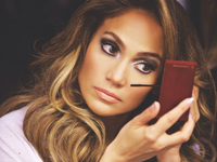 Как правильно наносить тушь: пять популярных ошибок