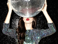 Блестящие платья на Новый год из магазинов Киева