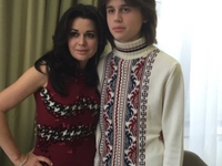 Звездная мама недели: Анастасия Заворотнюк