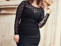 Шопинг в Киеве: Платья на Новый год для девушек с формами