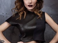 В чем встречать Новый год 2016: Модный совет от певицы Эрики