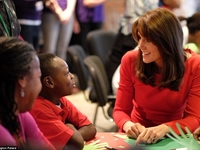 Кейт Миддлтон посетила детскую рождественскую вечеринку