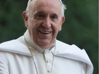 Первое селфи Папы Римского оказалось фейком