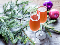 Новогодний коктейль из шампанского