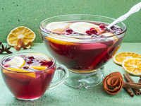 Как приготовить пунш: Три рецепта к Новому году