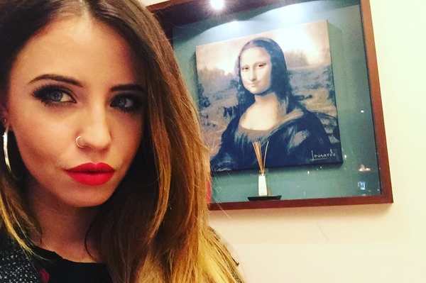 instagram.com/nadyadorofeeva