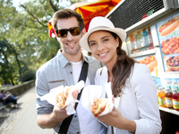 Что едят на улицах Нью-Йорка: фаст-фуд по-американски