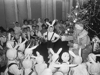 Привет из СССР: Как встречали Новый год малыши