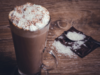 Горячий шоколад с кокосом