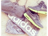 Стильные идеи для образа в тренажерный зал