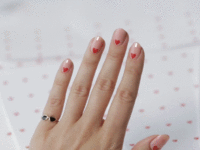 День святого Валентина: Маникюр с сердечками