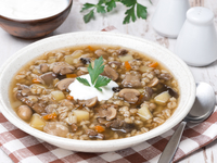 Грибной суп с перловкой
