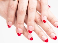 День святого Валентина: Романтичный маникюр