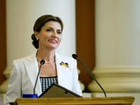 Марине Порошенко исполнилось 54: лучшие образы первой леди