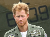 Принц Гарри провел ночь сразу с пятью девушками