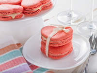 Как приготовить макаруны: Три рецепта к 14 февраля