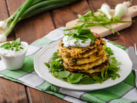 Луковые оладьи