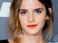 Секреты макияжа для девушек с веснушками