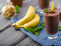 Бананово-шоколадный милкшейк