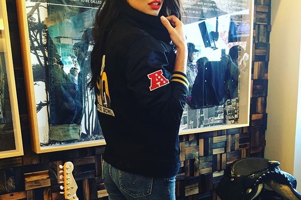instagram.com/adrianalima