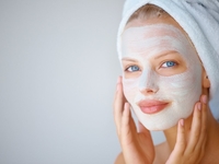 Эффективные домашние маски от прыщей: 3 простых рецепта