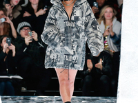 Показ Рианны на Неделе моды в Нью-Йорке: интересные факты