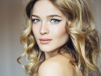 Как правильно подобрать тональный крем для жирной кожи