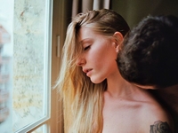 Фотограф запечатлел самые интимные моменты из жизни влюбленных