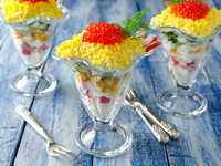 Рецепты на 8 марта: Крабовый салат