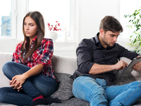 Как побороть недоверие любимого человека