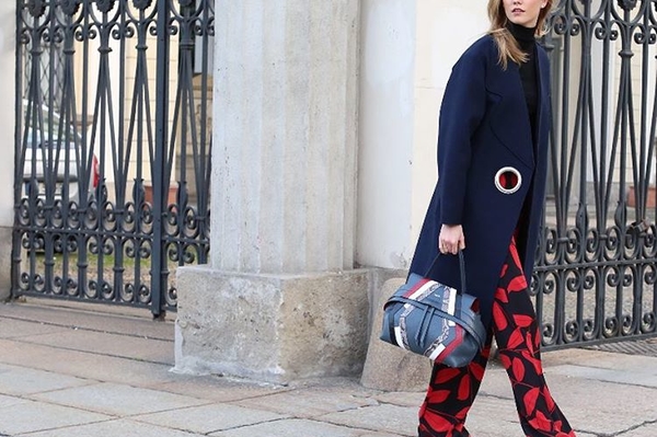 instagram.com/karliekloss