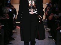 Показ Givenchy: интересные факты
